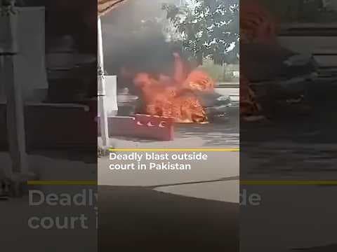 Deadly blast outside court in Pakistan | AJ #shorts
