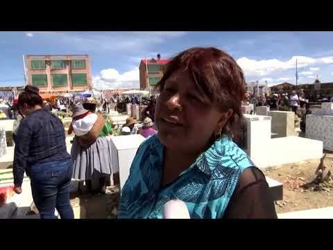Bolivian cemetery bursts with life on Day of the Dead | REUTERS